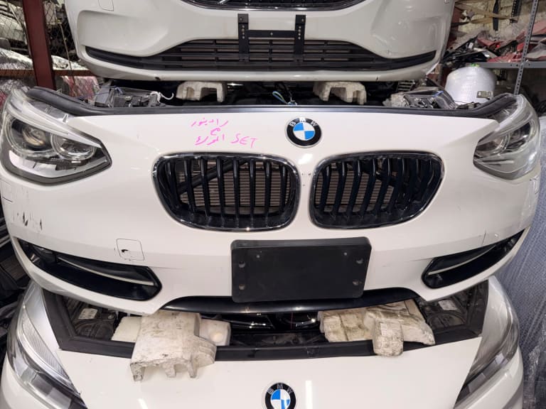 Nose cut + Mirror BMW 1-Series