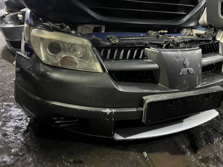 Nose cut + Hood + Fender Mitsubishi Outlander used in Sharjah — photo 2