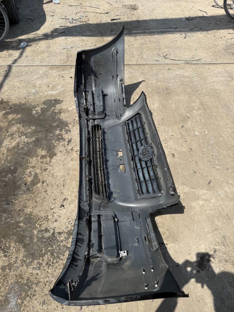 Bumper Toyota Avensis ADT250 ADT251 AZT250 AZT250L AZT250W AZT251 AZT251L AZT251W AZT255 AZT255W CDT250 ZZT250 ZZT251 1AD-FTV 1AZ-FSE 2AZ-FSE 3ZZ-FE 1ZZ-FE used in Sharjah — photo 4