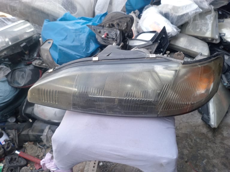 Headlights Toyota Cynos 8115016520