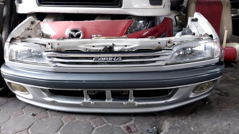 Nose cut Toyota Carina 53201-20900