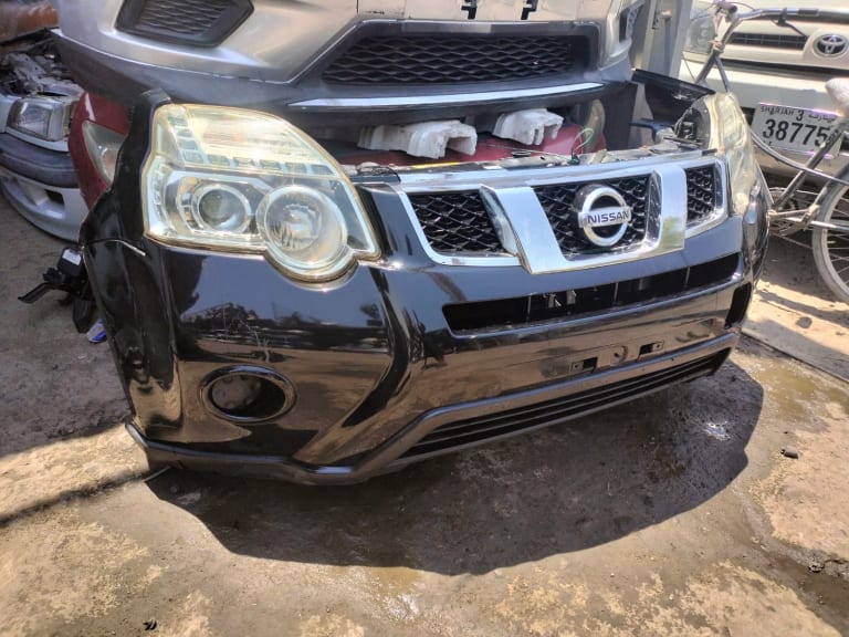Nose cut Nissan X-Trail 62511JG00B