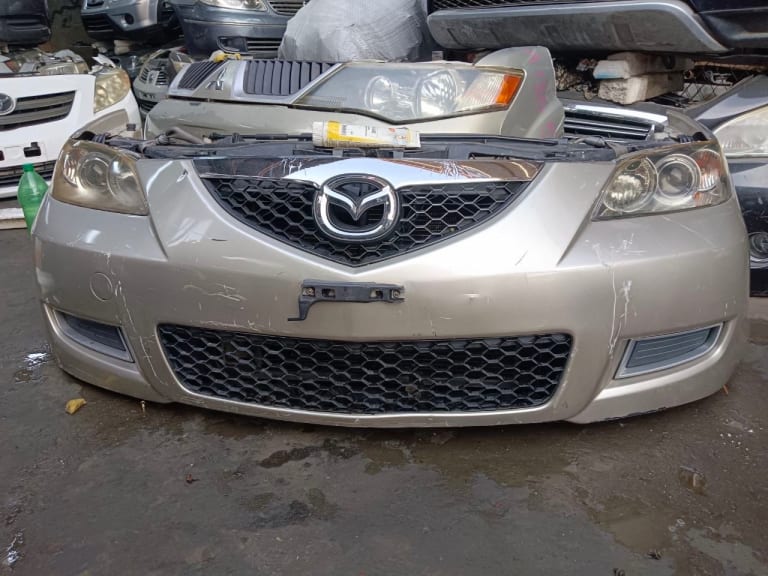 Nose cut Mazda Mazda3