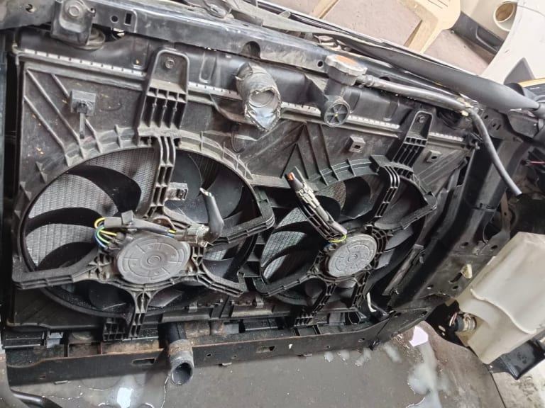 Nose cut Nissan X-Trail used in Sharjah — photo 8