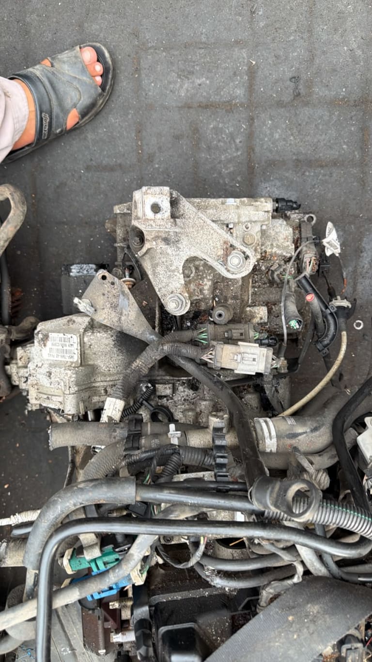 Engine + AT Ford AODA used in Sharjah — photo 2