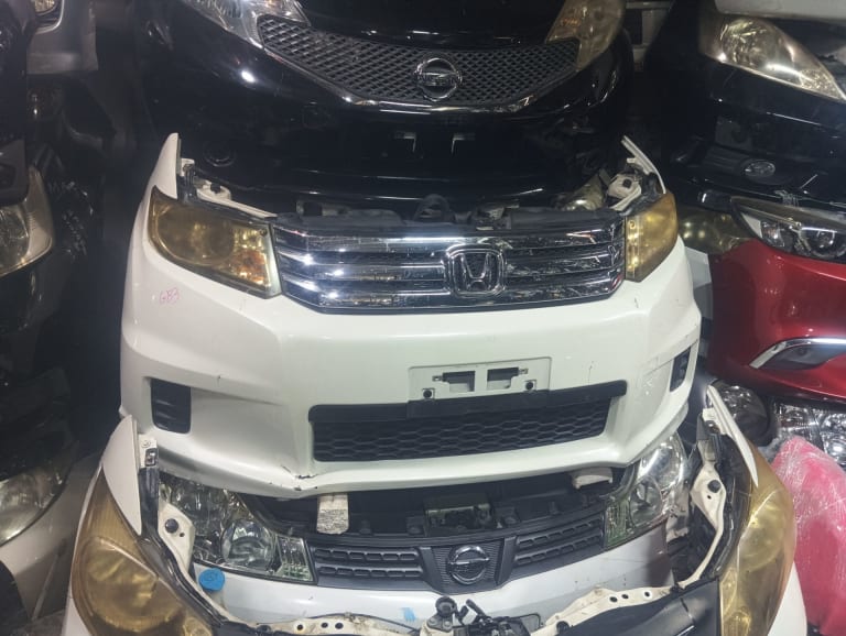 Nose cut Honda Freed Spike 60400-SYY-300ZZ
