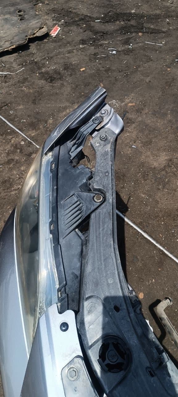 Bumper + Grille + Headlights Mazda Mazda3 BK3P BK5P BKEP L3-VDT L3-VE LF-DE LF-VDS LF-VE P5-VPS Z6-VE ZY-VE used in Sharjah — photo 9