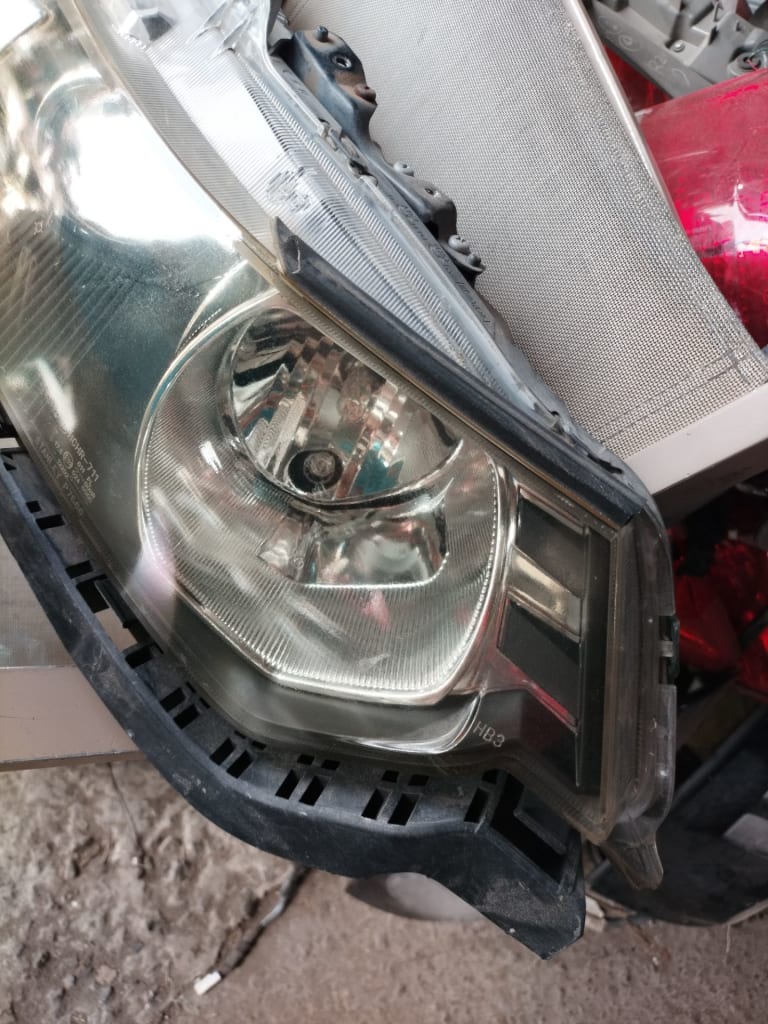 Headlights Honda Accord used in Sharjah — photo 2