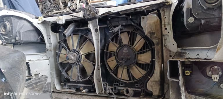 Nose cut Honda CR-V RD5 K24A used in Sharjah — photo 4