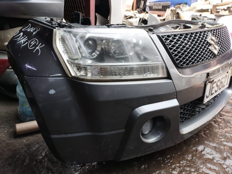 Nose cut Suzuki Grand Vitara used in Sharjah — photo 17
