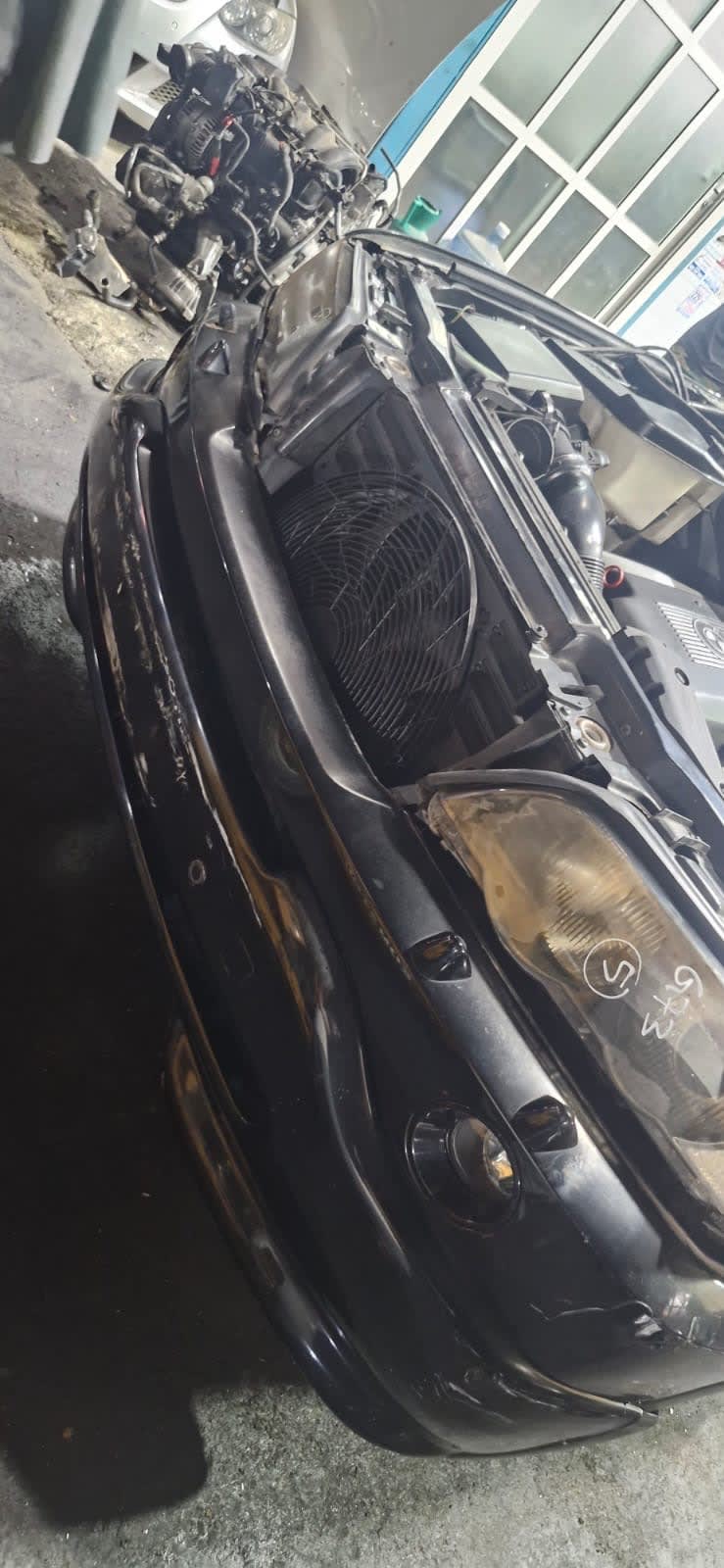 Half cut BMW E53 M62B46 used in Sharjah — photo 2