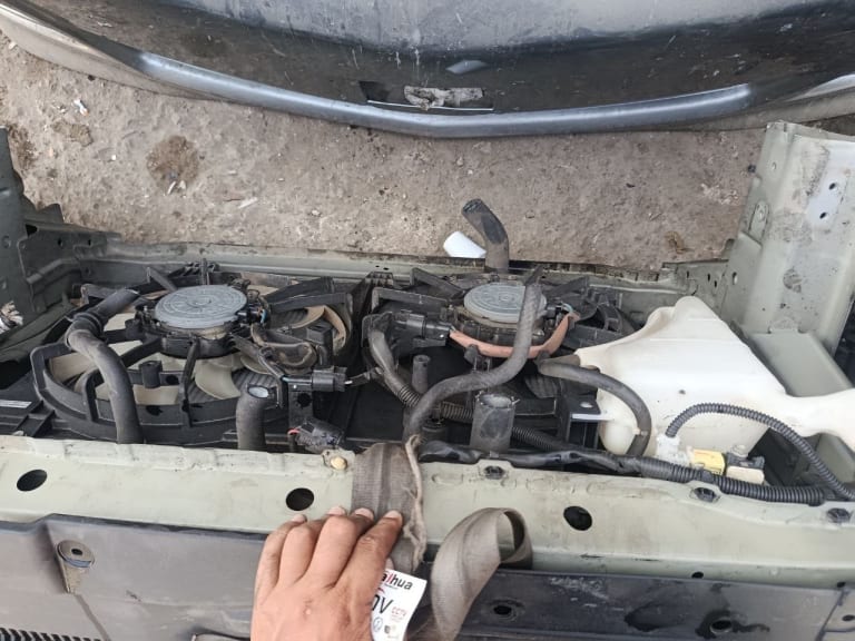 Nose cut Mitsubishi Outlander GF2W GF3W GF4W GF7W GF8W 4B11 4B12 4J11 4N14 6B31 used in Sharjah — photo 4