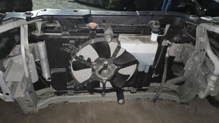 Nose cut Nissan Tiida C11 JC11 NC11 SC11 HR15DE HR16DE MR16DDT MR18DE used in Sharjah — photo 8
