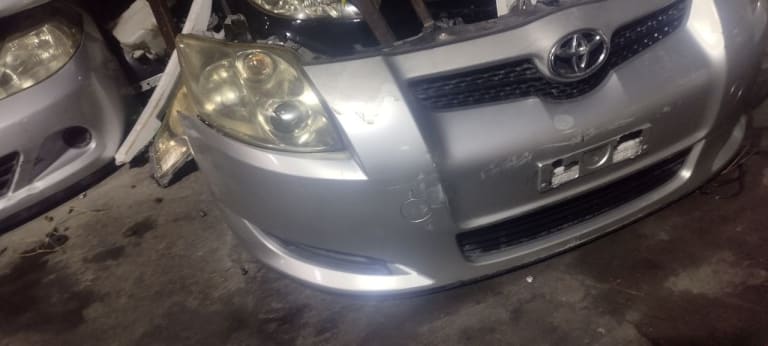 Nose cut Toyota Auris ADE150 ADE151 NDE150 NRE150 NZE151H ZRE151 ZRE152H ZZE150 1AD-FTV 1ND-TV 1NZ-FE 4ZZ-FE used in Sharjah