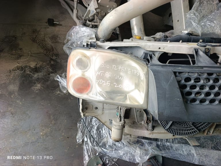 Nose cut Nissan Navara D22 YD25 used in Sharjah — photo 2