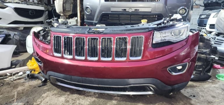 Nose cut Jeep Grand Cherokee WK2 EXF EXF; EXN ERB EZH ESG used in Sharjah