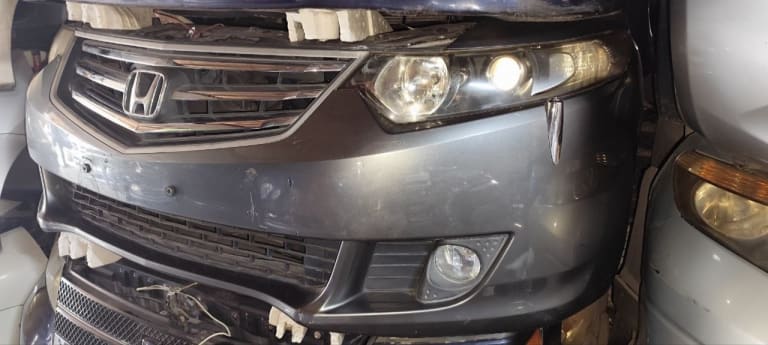 Bumper + Grille + Headlights Honda Accord CU1 CU2 CW1 CW2 K20A K24A R20A used in Sharjah — photo 2