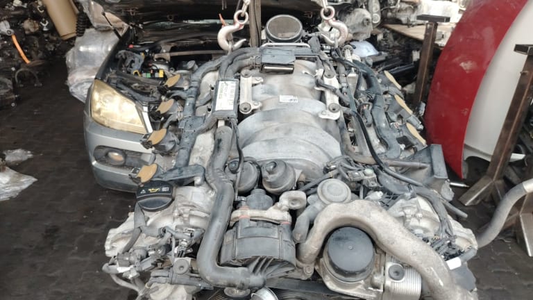 Engine + AT Mercedes-Benz W211 M 273 E 55 273.960 used in Sharjah — photo 2