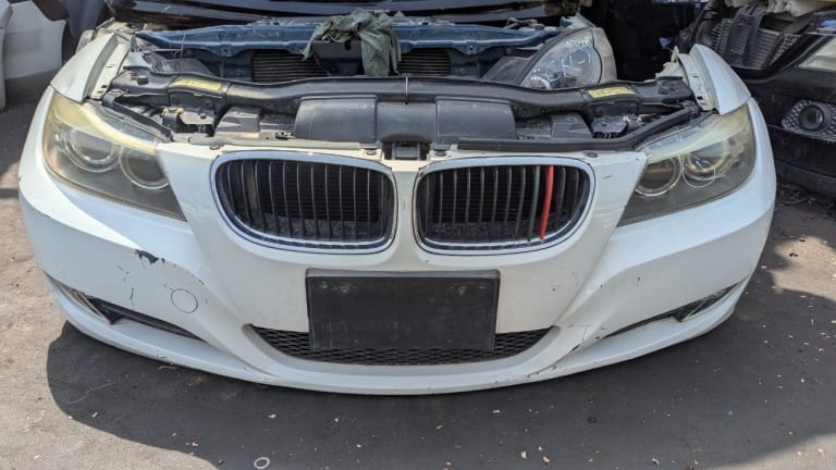 Nose cut BMW 3-Series E90 E90N E91 E91N M54B22 M54B25 M54B30 N47D20 M57D30 N52B25 N52B30 used in Sharjah