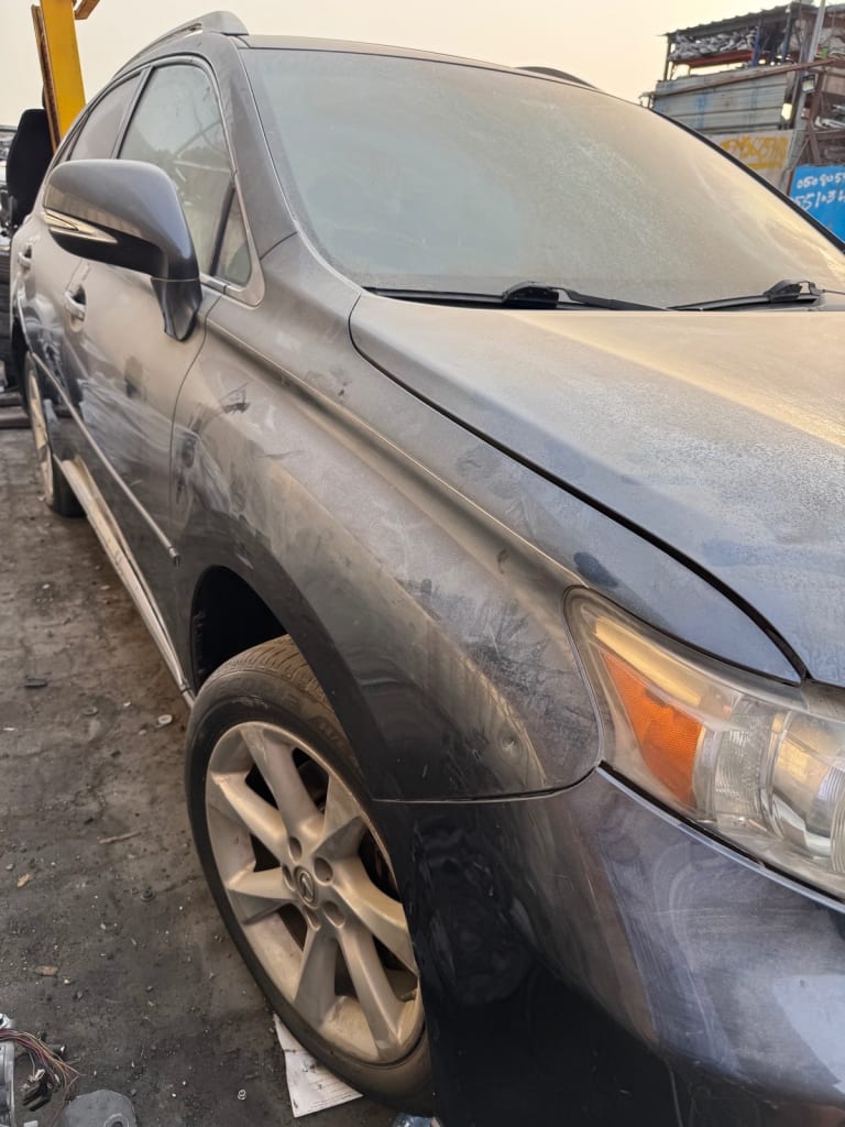 Lexus RX350 For Parts (Left-Hand Drive, USA Import) – Buy Whole or Individual Parts used in Sharjah — photo 5
