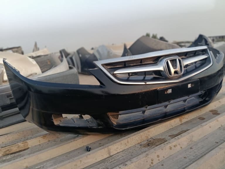 Bumper Honda Inspire CL7 J30A4 used in Sharjah