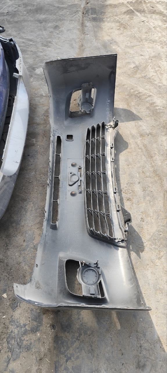 Bumper Nissan Caravan KS2E26 KS4E26 QR25DE used in Sharjah — photo 3