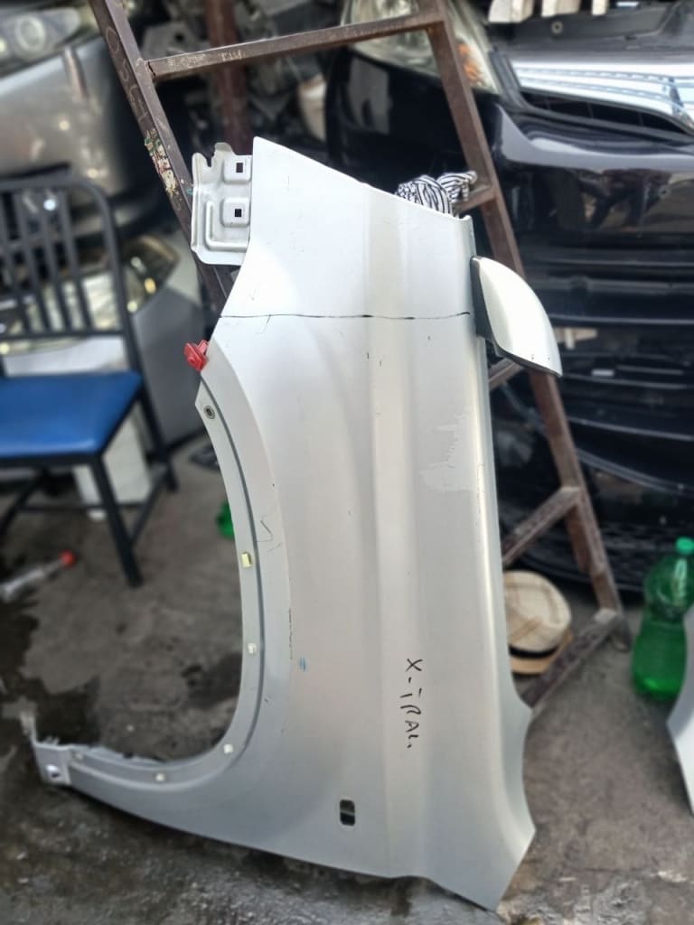Fender Nissan X-Trail DNT31 NT31 T31 TNT31 HR13DDT KR15DDT M9R MR16DDT MR20DD MR20DE PR25DD QR20DE QR25 QR25DE R9M R9N SR20VET YD22DDTi YD22Eti used in Sharjah