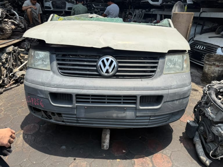 Nose cut Volkswagen Transporter 7E 7EB 7EF 7EG 7EJ 7HB 7HF 7HJ AET APL AVT AAF ACU AEU AXA AXB AXC BRR AXD BNZ AXE BPC ACV AUF AXL AYC BDL BKK CFLA ABL used in Sharjah