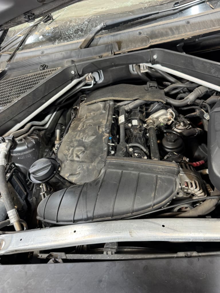 Engine + AT BMW E70 N57D30A used in Sharjah — photo 2
