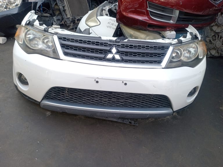 Nose cut Mitsubishi Outlander CW4W CW5W CW6W CW7W CW8W 4B11 4B12 4B40 4HK 4HN 4J11 4J12 6B31 used in Sharjah