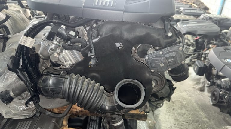 Engine + AT BMW F30 3F30 N47D20C used in Sharjah