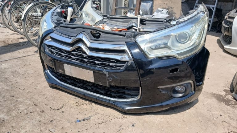 Nose cut Citroen DS4 used in Sharjah — photo 2