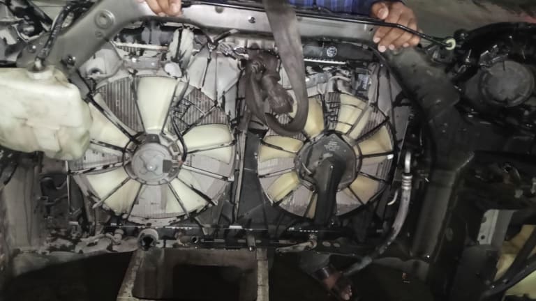 Nose cut Honda CR-V used in Sharjah — photo 10