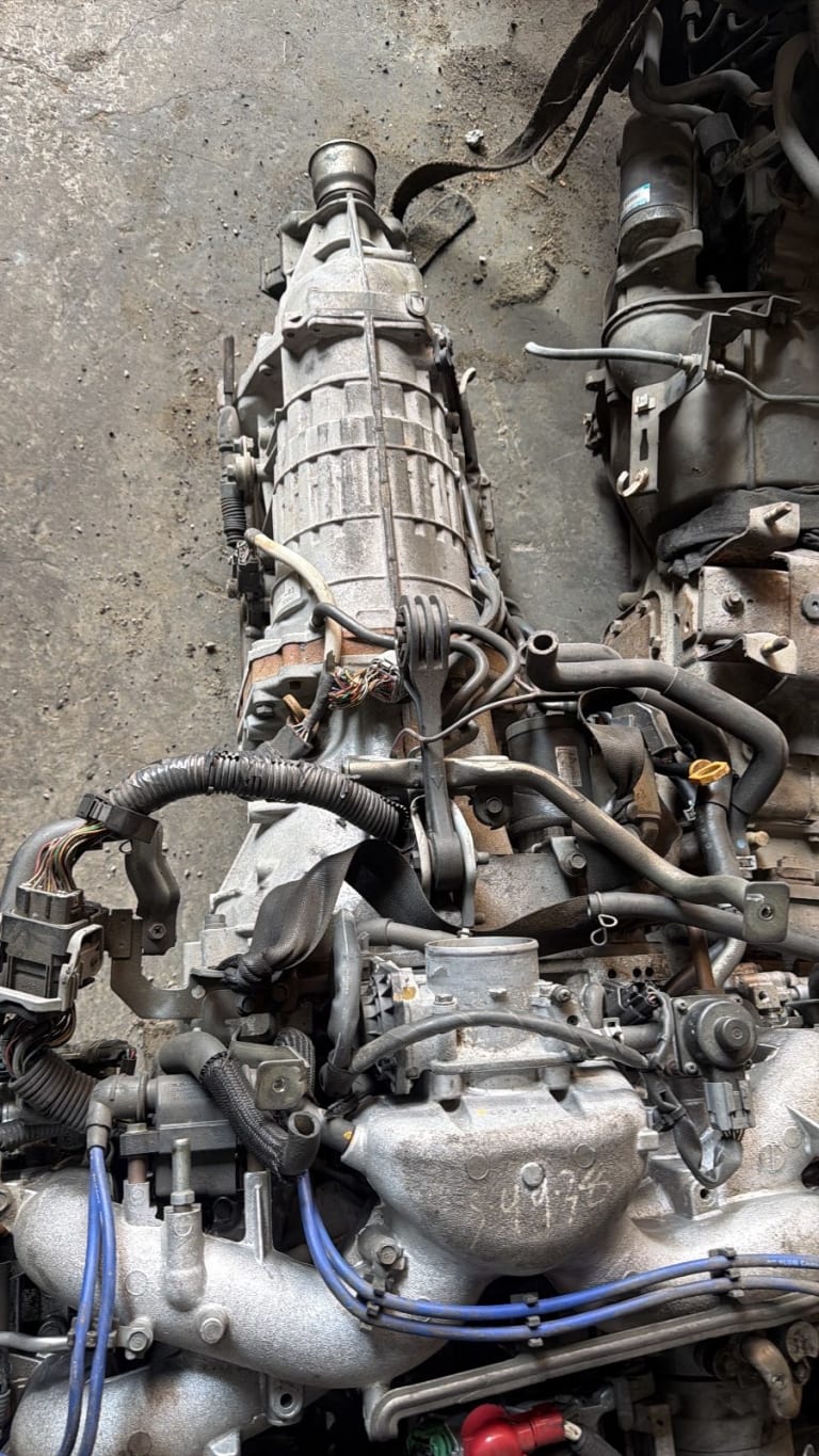 Engine + AT + Transfer case Subaru EJ25 used in Sharjah — photo 2