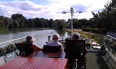 En sortant de Château-Thierry