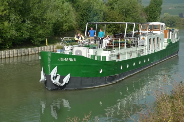 Enkele gasten aan dek