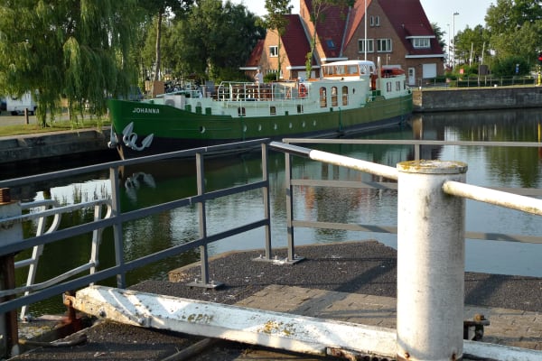 Johanna in Plassendale sluis