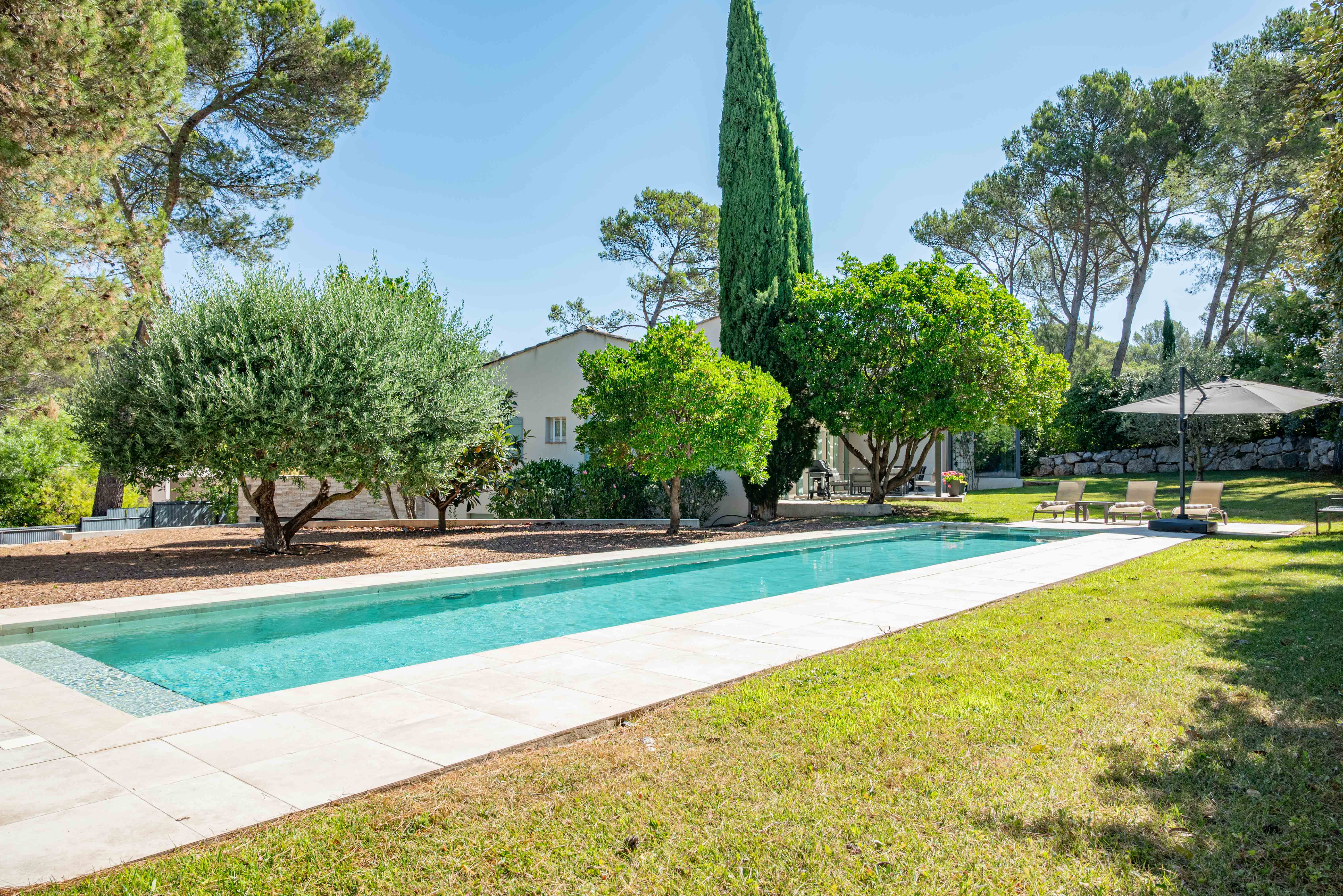 VILLA CÉZANNE