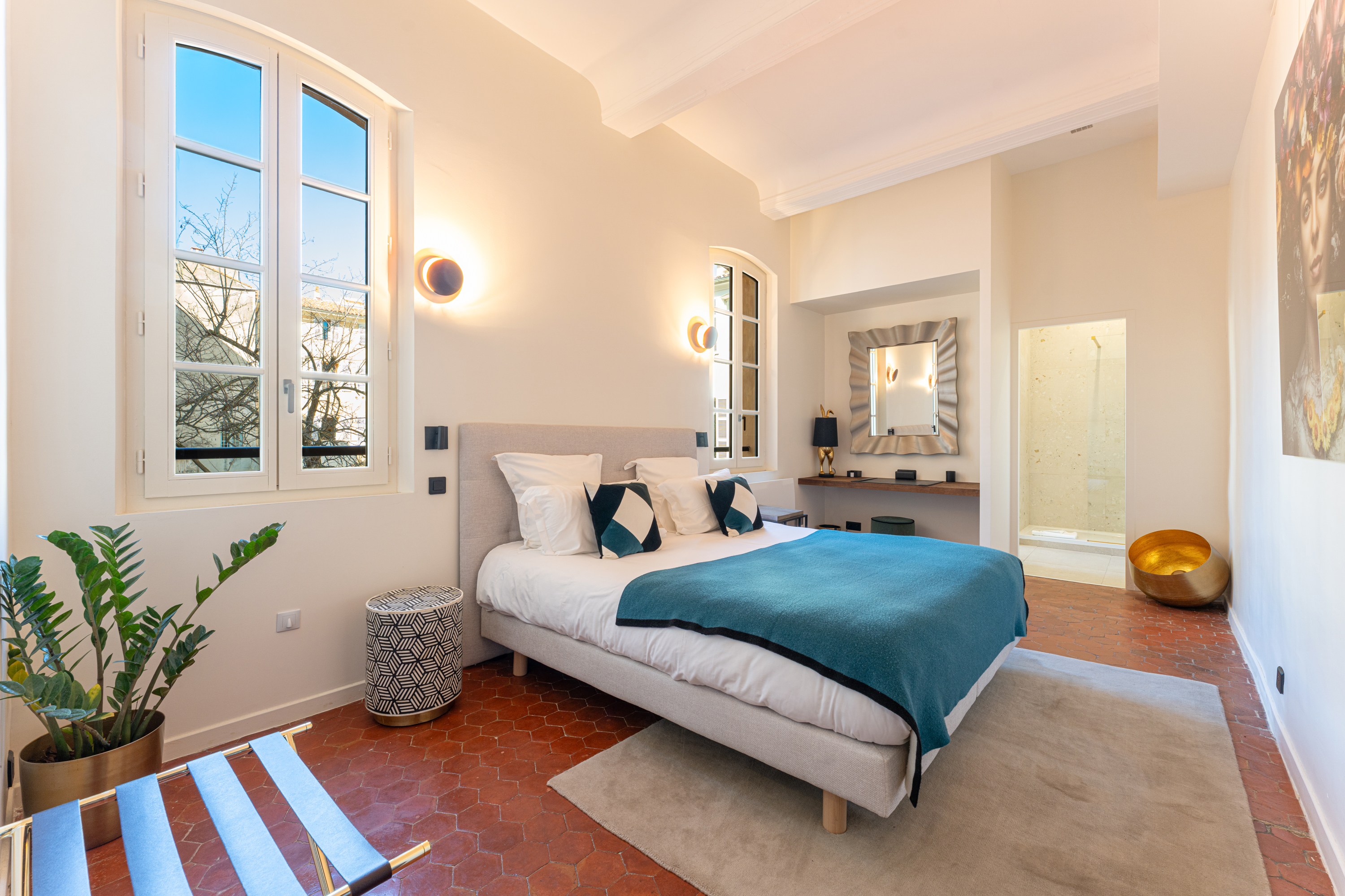 LA SUITE 26