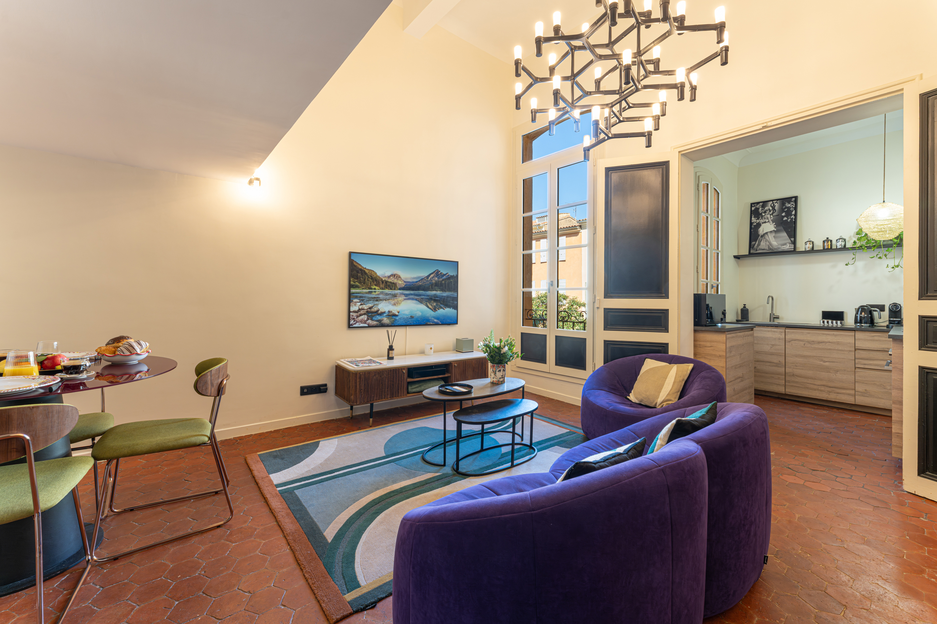 LA SUITE 26