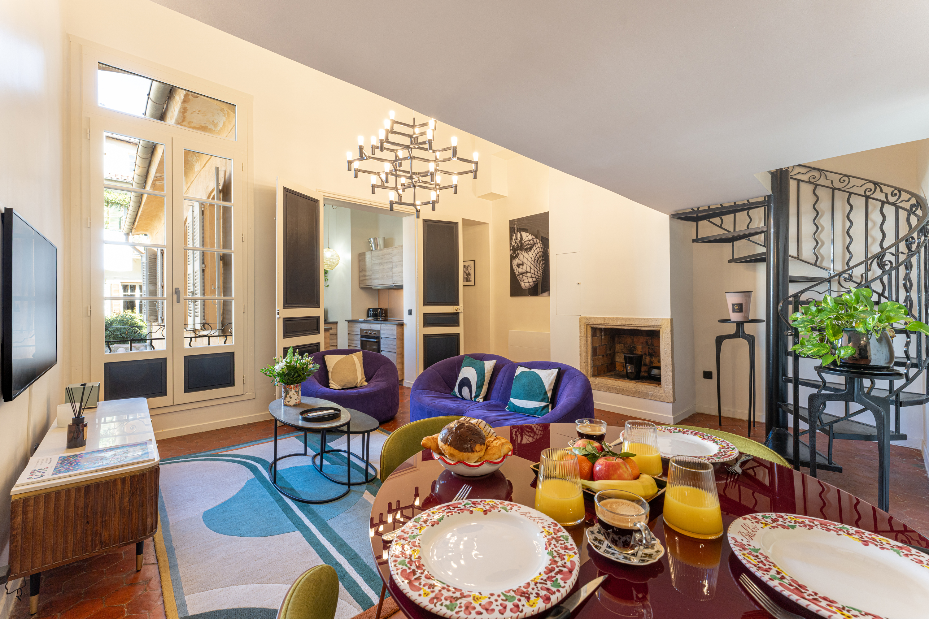 LA SUITE 26