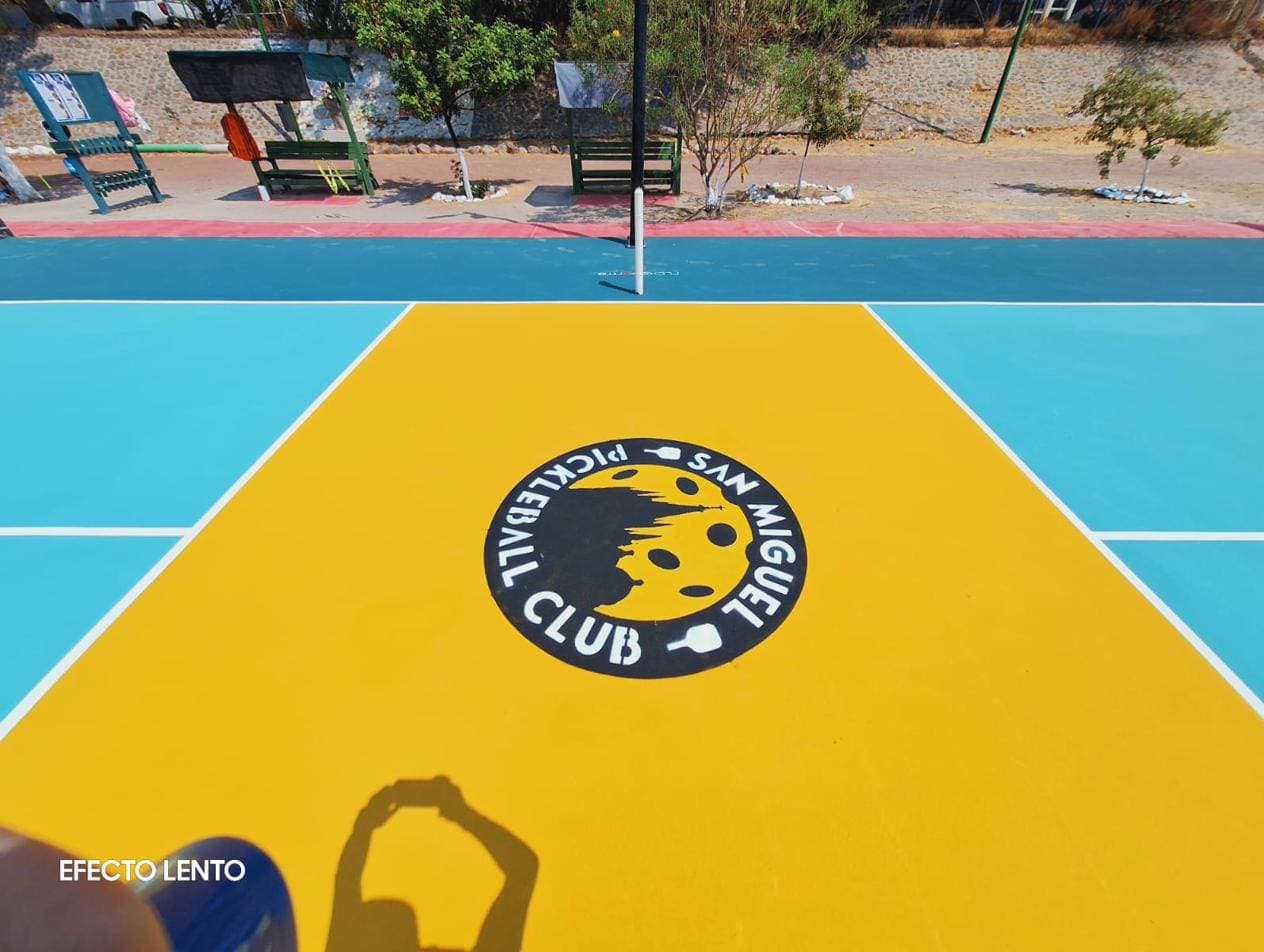 SMA logo court
