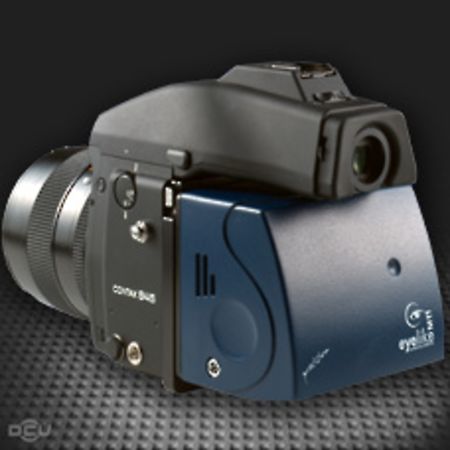 m11 specifications camera