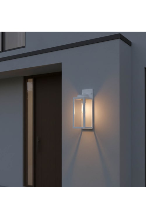 Outdoor Wall Sconce – Modern Garden Light with White/Black Metal