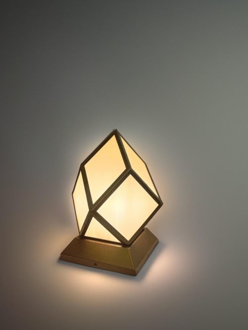 Mini Diamond Beam – Faceted Geometric Table Lamp, Outdoor Rated