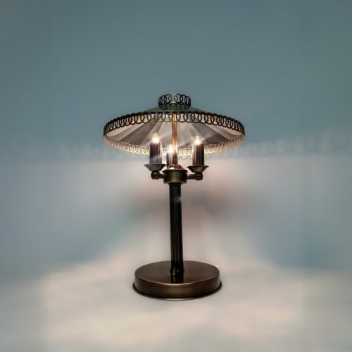 Vintage Halo Mirror-Lined Table Lamp