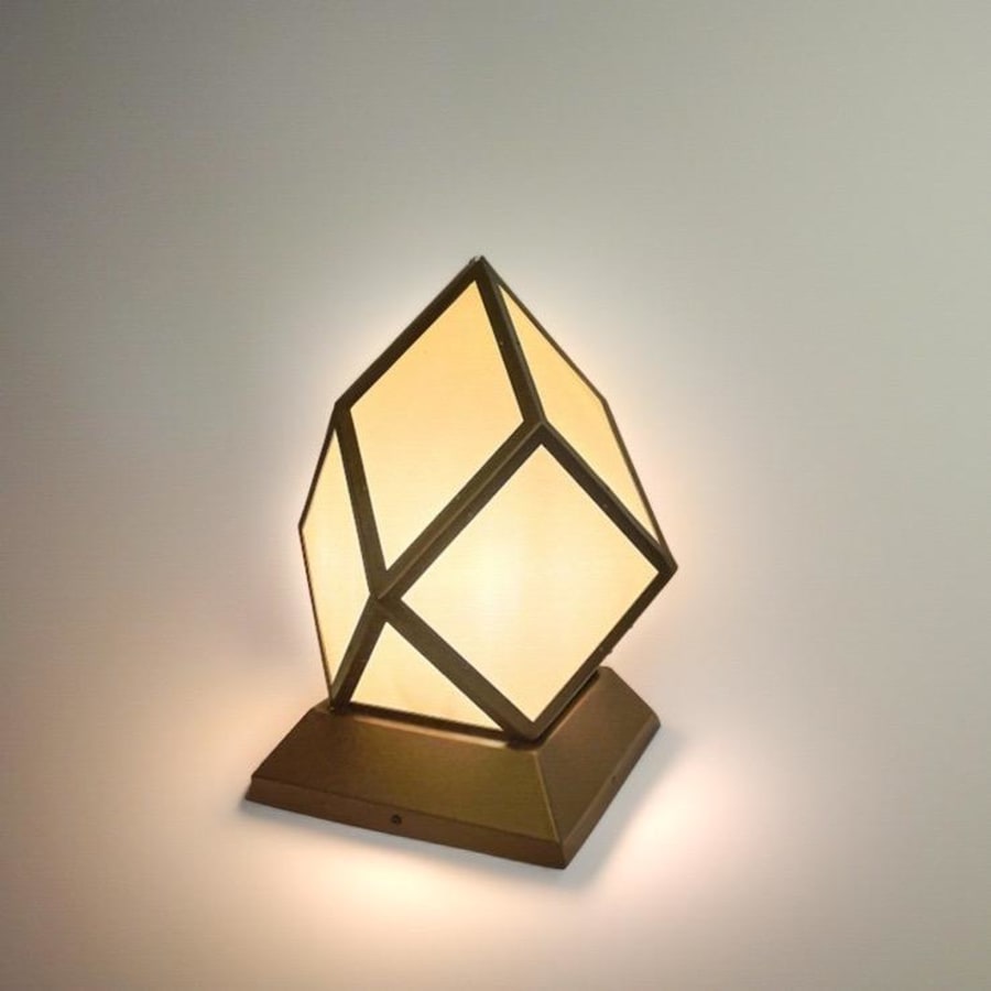 Mini Diamond Beam – Faceted Geometrik Masa Lambası, Dış Mekâna Uygun