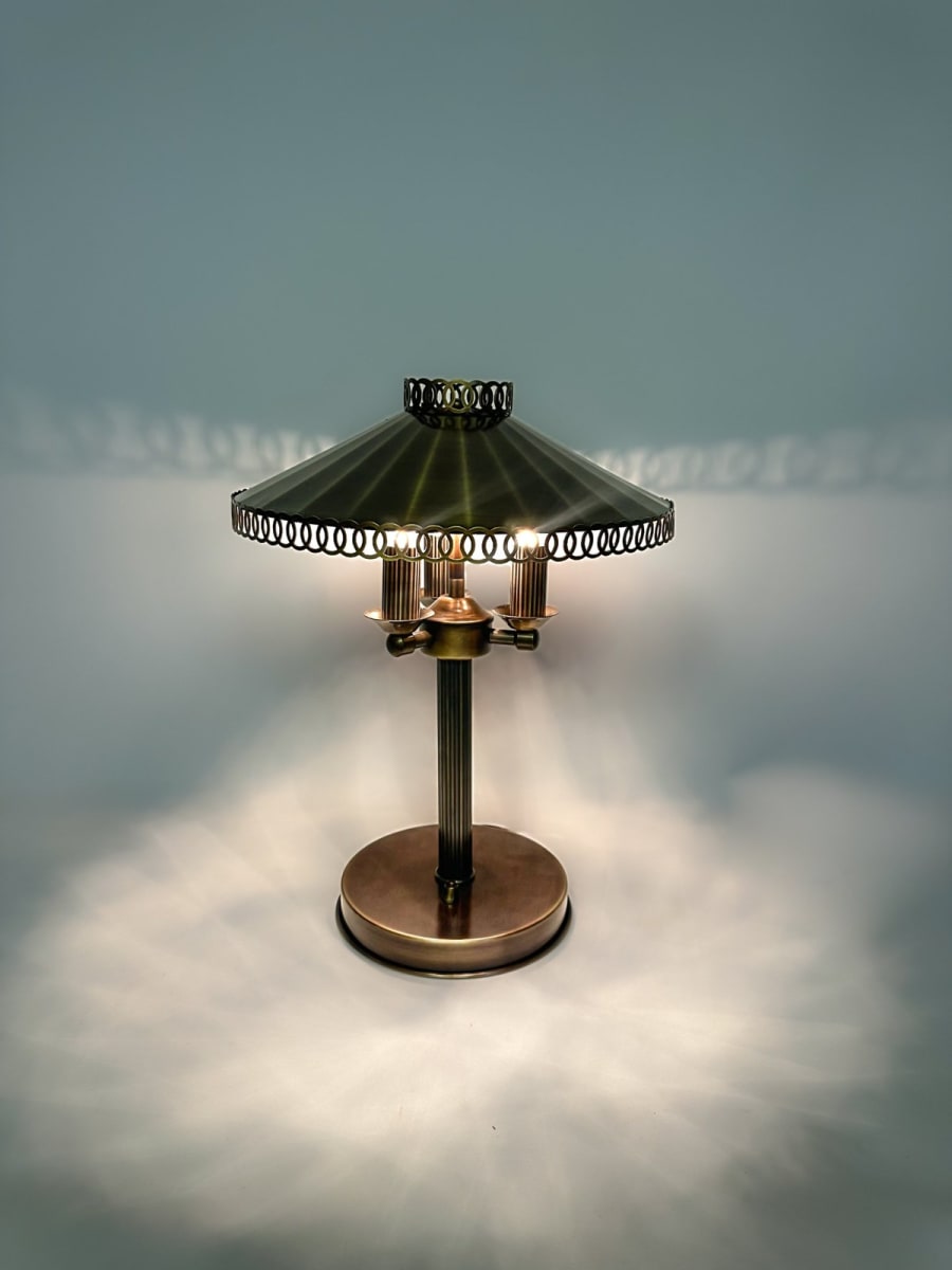 Vintage Halo Mirror-Lined Table Lamp