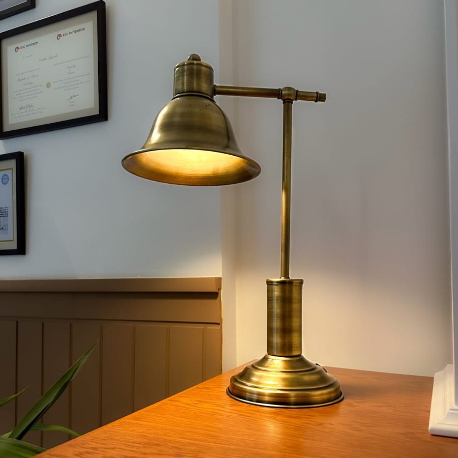 Library Desk Lamp – Antique Brass