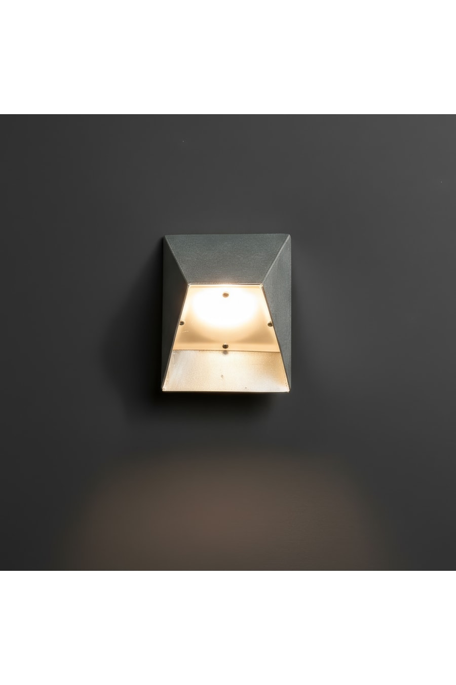 Modern Geometric Wall Sconce - Aluminum